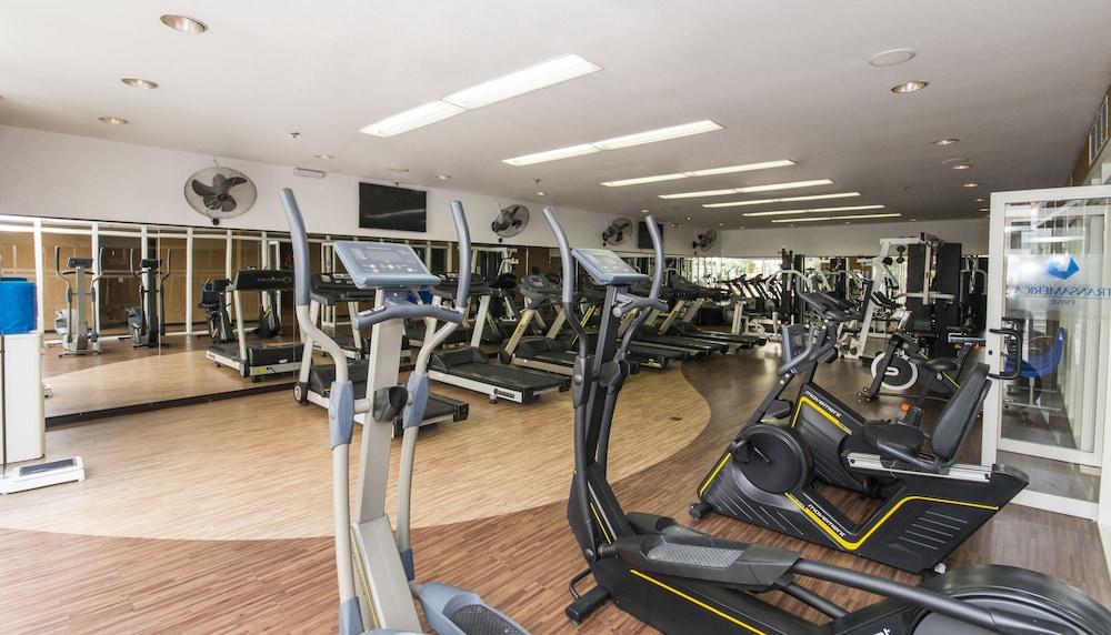 Transamerica Prime International Plaza Hotel 4*