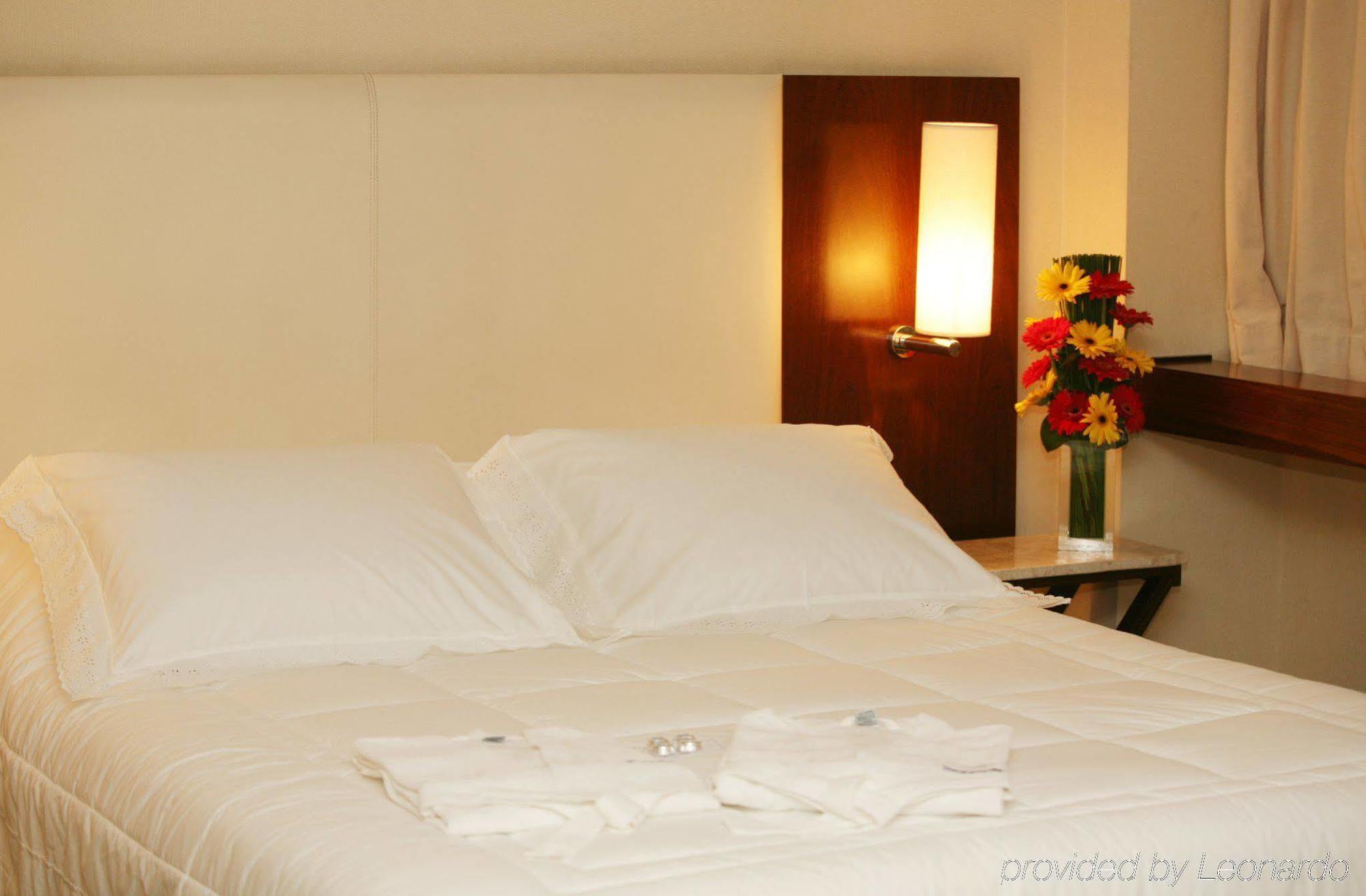 Hotel Transamerica Prime International Plaza 4*